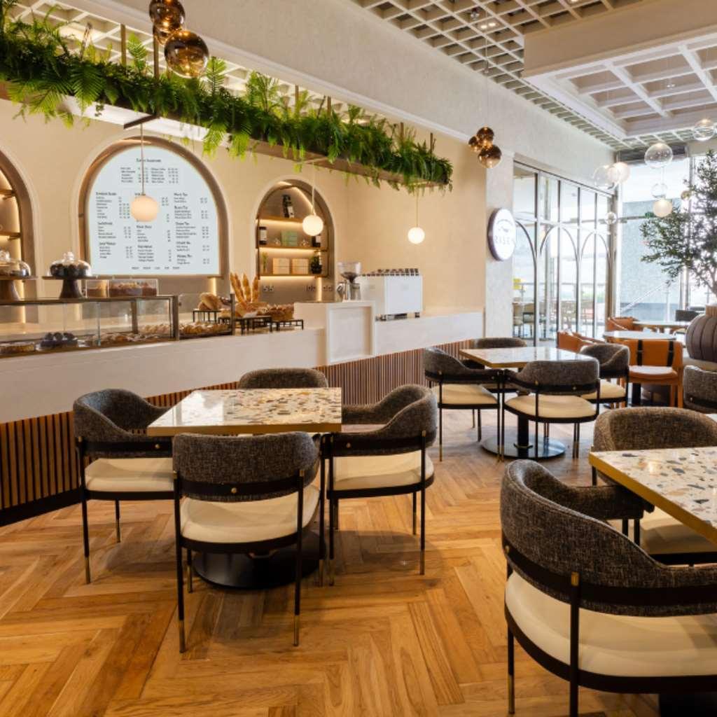 Hotel The First Collection Dubai Waterfront Restaurant photo